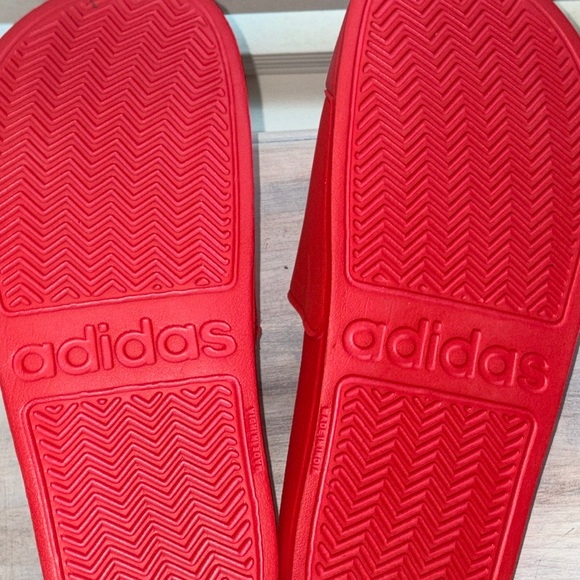 Adidas Red and White Adilette Slides- New without tag- retro! ♥️ - Picture 8 of 11